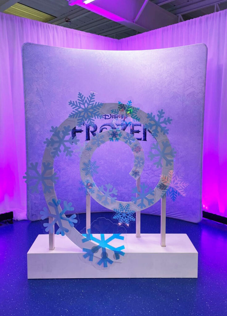 Frozen stretch fabric display stand by Bluedot Display